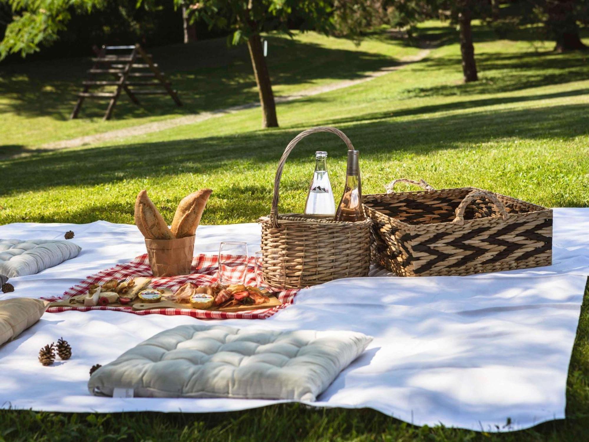 Mercure Aix-Les-Bains Domaine De Marlioz Hotel & Spa エクステリア 写真